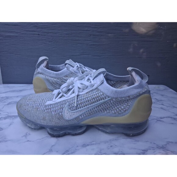 New Nike Air Vapormax 2021 FK Womens White/White-Pure Platinum Sz 10 DC4112-100 - Picture 3 of 8